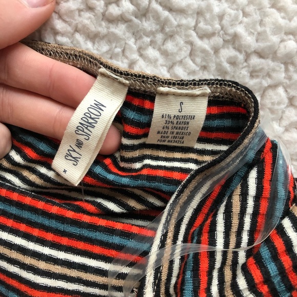 Halter Top - Picture 4 of 4